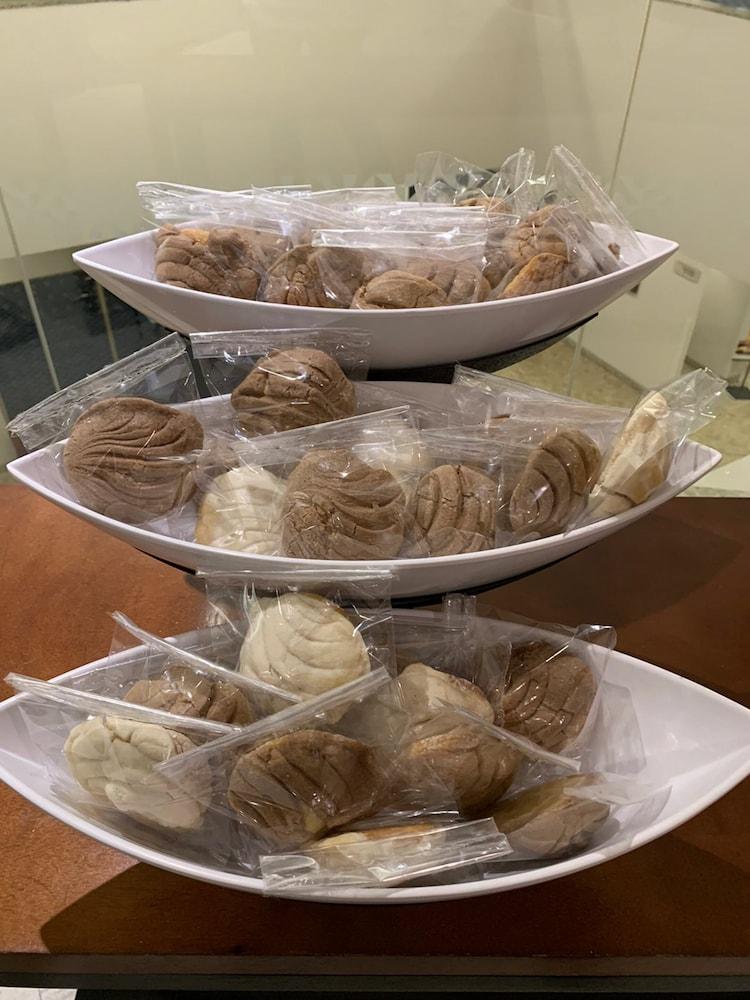 蒙特雷林达维斯塔福朋喜来登酒店 Guadalupe  外观 照片